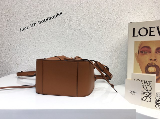 Loewe專櫃2022新款迷你hammock手袋 羅意威手提肩背女包迷你版吊床包 10393 lyw1236